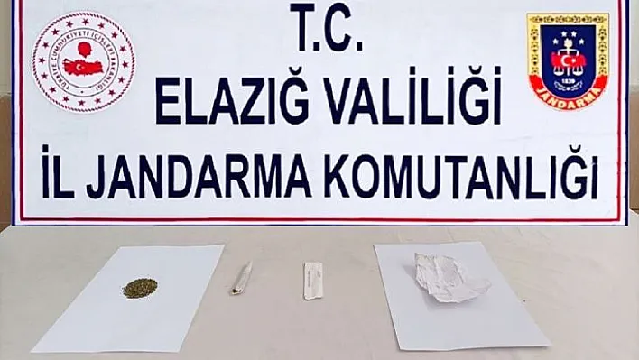 Jandarma ekipleri kaçakçılığa izin vermedi