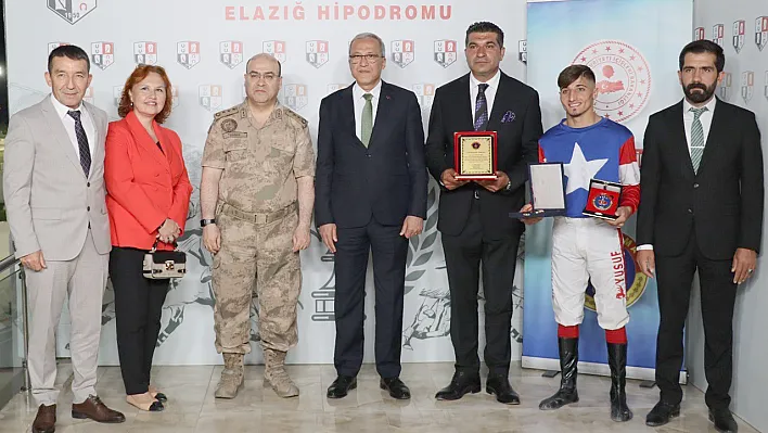 Jandarma koşusunu Ahmet Ağa kazandı