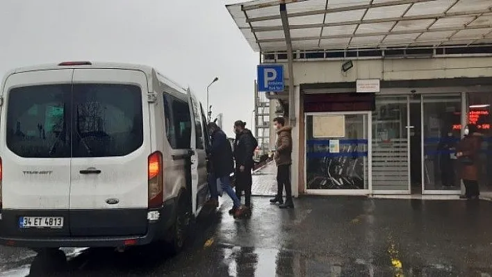 Kabe resimlerini yere seren şüpheliler adliyeye sevk edildi