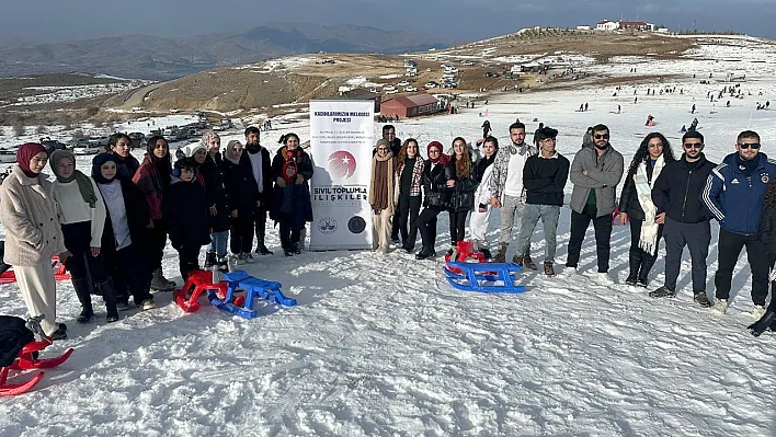 'Kadınlarımızın Melodisi' projesi sürüyor