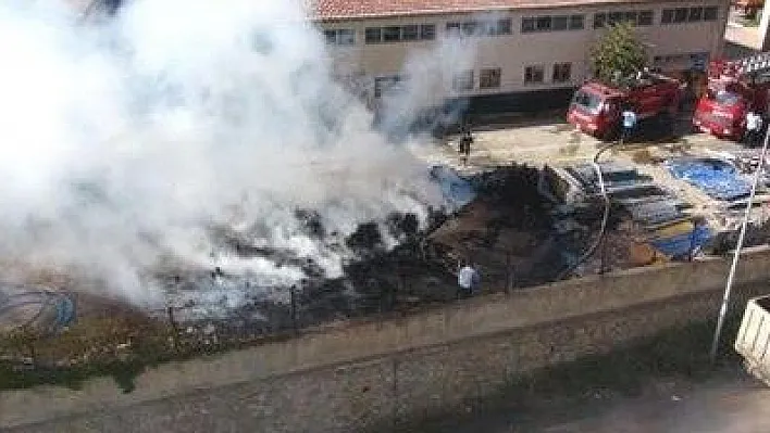 Karayolları Müdürlüğü’ndeki Yangın Korkuttu