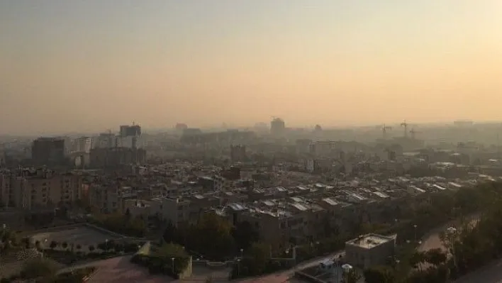 Koronavirüs ölümleriyle hava kirliliğinin bağlantılı olduğu ortaya çıktı