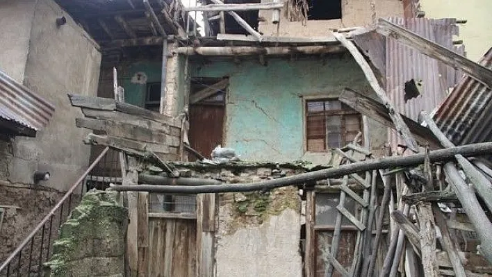 Madde Bağımlıları Yangın Çıkardı