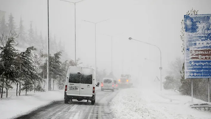 Malatya-Kayseri kara yolu ulaşıma kapandı