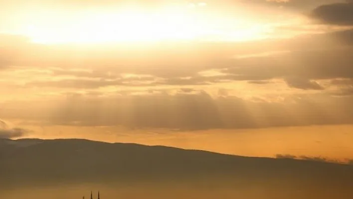 Meteorolojiden Elazığ'a toz taşınımı uyarısı!