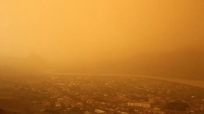 Meteorolojiden toz taşınımı ve çamur şeklinde yağış uyarısı