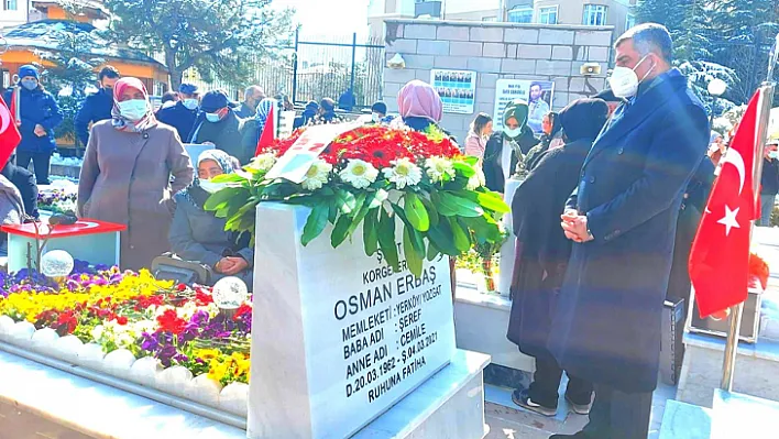 Milletvekili Erol Osman Paşanın kabrini ziyaret etti