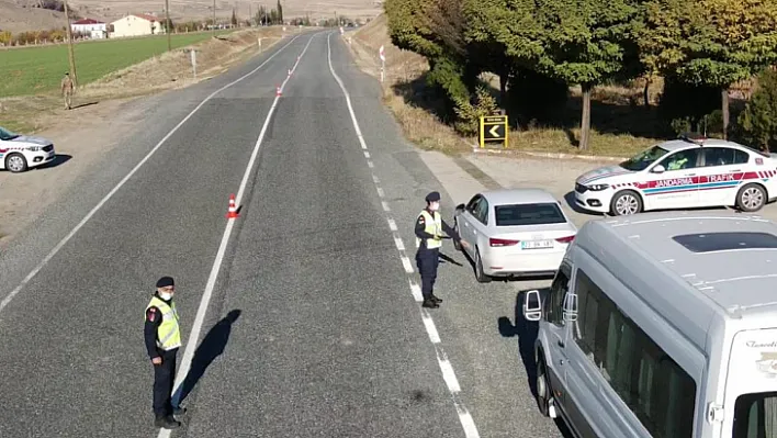 Mobil kamera hatalı sürücüleri ele verdi