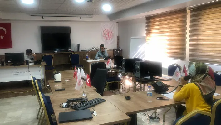 Pandemi çağrı merkezi hizmete girdi