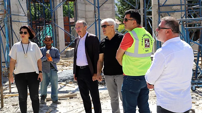 Rektör Göktaş, merkezi amfi inşaatını inceledi