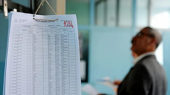 Seçmen listeleri askıdan iniyor! Son gün yarın