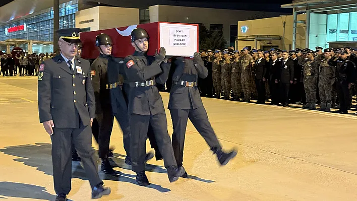 Şehidin naaşı memleketi Elazığ'a getirildi