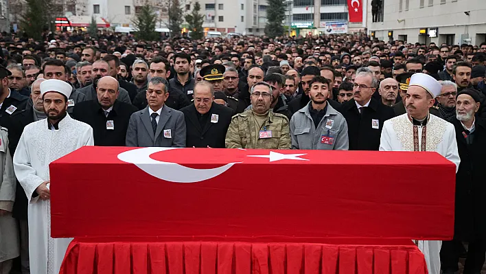 Şehit Kemal Aslan son yolculuğuna uğurlandı