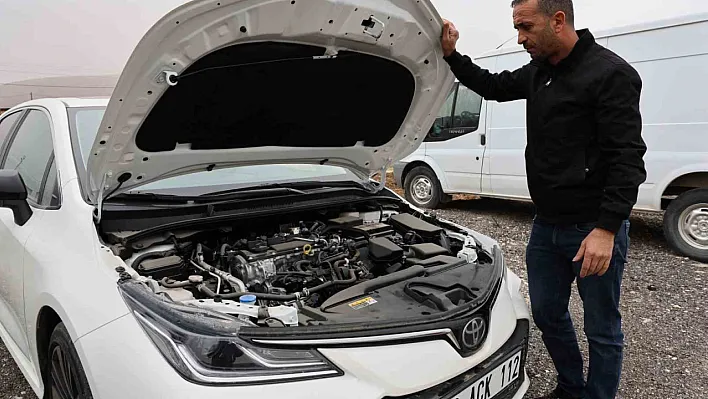 Sıfır kilometre araçta motor arızası yaşadı