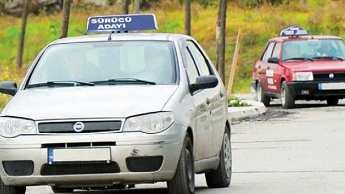 Sürücü Kursları İçin Taban Fiyatı Belirlenmeli