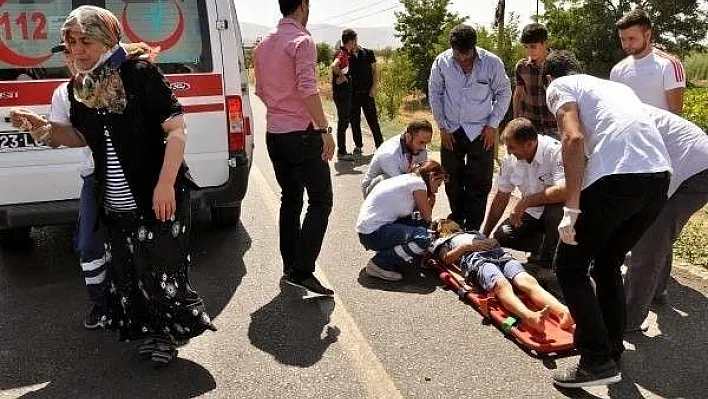 Takla Atan Otomobilde 8 Yaralı