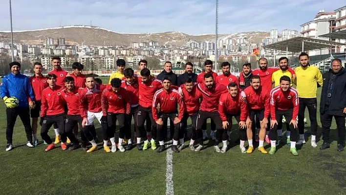 TFF Elazığ temsilcisi Kılınç, BAL takımları ile bir araya geldi