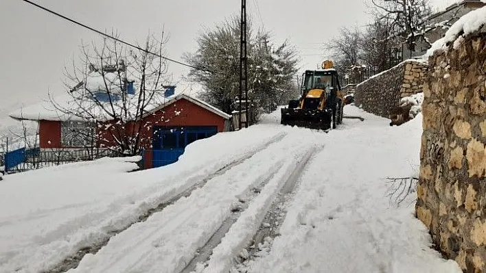 Tunceli'de 83 köy yolu ulaşıma açıldı