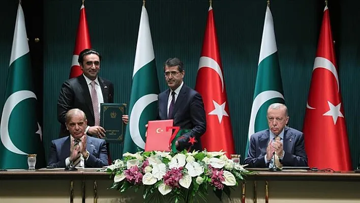 Türkiye ve Pakistan arasında 7 anlaşma