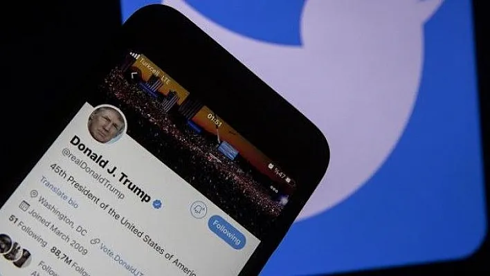 Twitter, Trump'ın hesabını askıya aldı