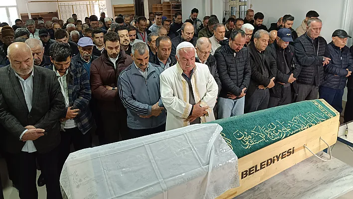 Yaşar Doğan'ın eşi Necla Doğan son yolculuğuna uğurlandı