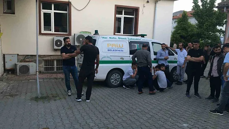 Babasını öldürdü! Tüm detayları anlattı