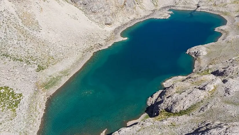 Karagöl, doğal güzelliğiyle doğaseverleri ağırlıyor