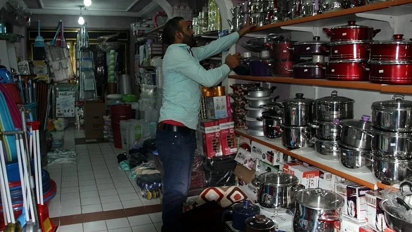 Esnaf, bayram ve okul alışverişinden umutlu