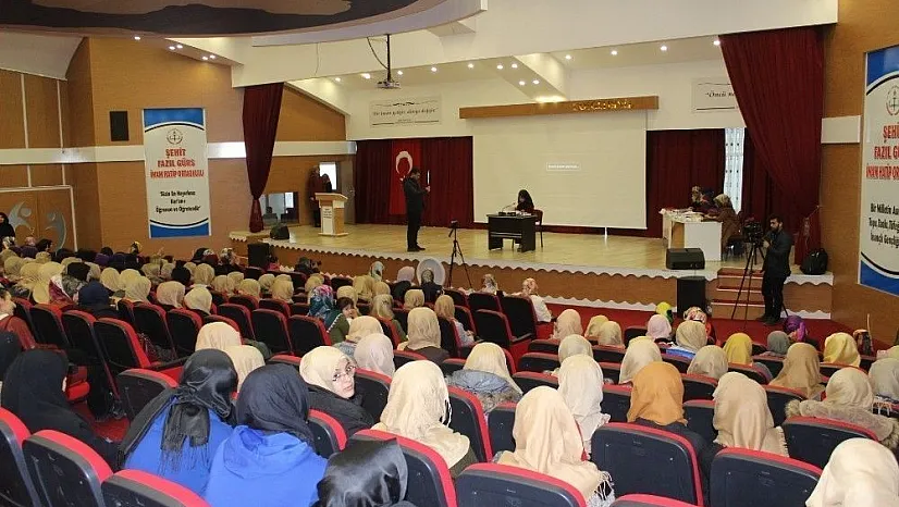 Adıyaman'da Liseler arası Kur'an-ı Kerim'i güzel okuma ve hafızlık yarışması düzenlendi