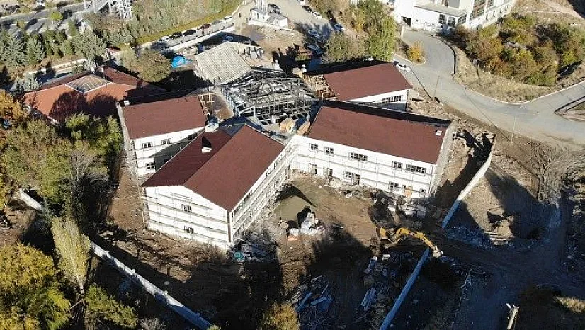 '2021'in sonunda tüm okullarımız tamamlanacak'