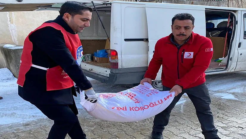 Baskil'de depremzedelere yardım