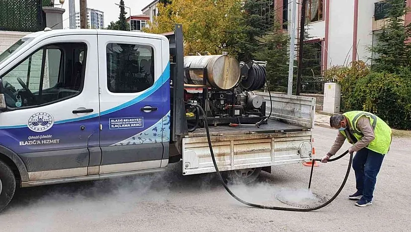 Elazığ'da böcek ve larva ile mücadele