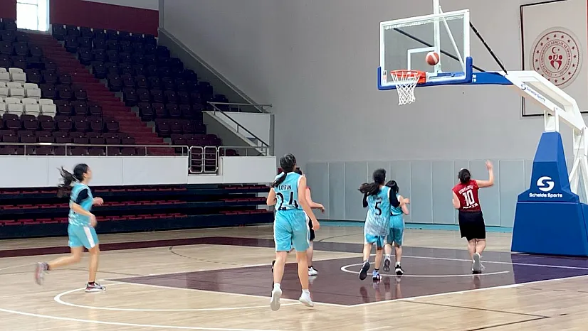 Elazığ'da basketbol müsabakaları tamamlandı
