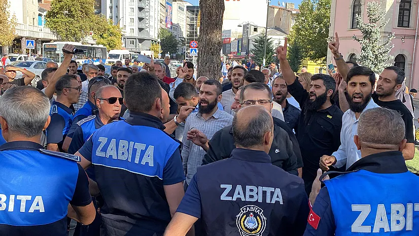 Elazığ'da izinsiz yürüyüş