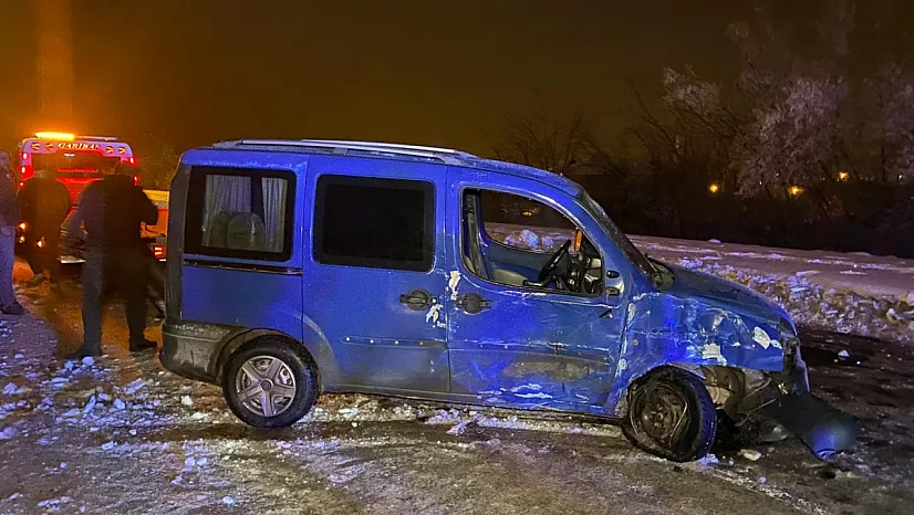 Elazığ'da kaza: 4 yaralı