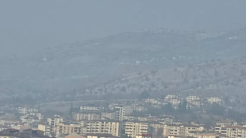 Elazığ'da sis etkili oluyor