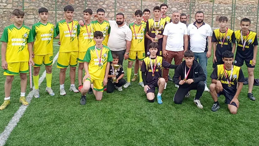 Elazığ'da sokaklar sahaya döndü