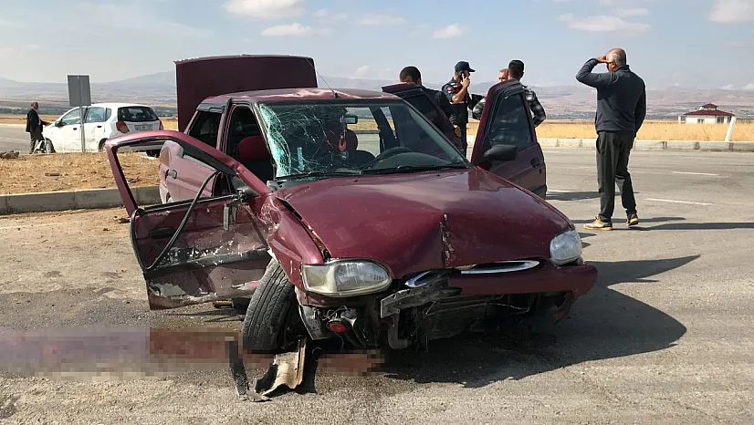Elazığ'da trafik kazası! Yaralılar var