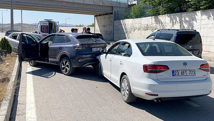 Elazığ'da zincirleme kaza! Yaralılar var...
