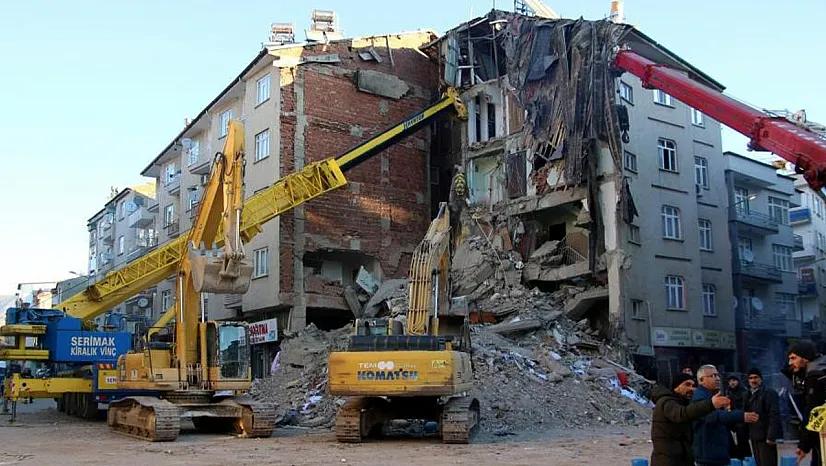 Elazığ depreminde yıkılmıştı: Sanığın cezası belli oldu!