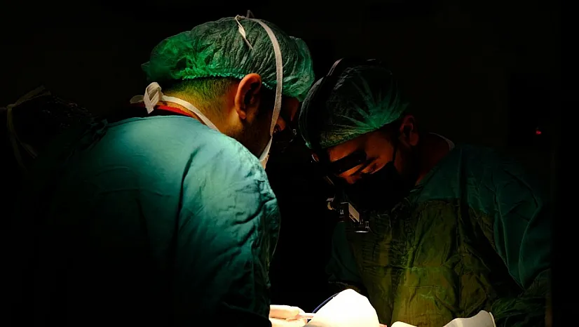 Ameliyat için Türkiye'yi tercih etti