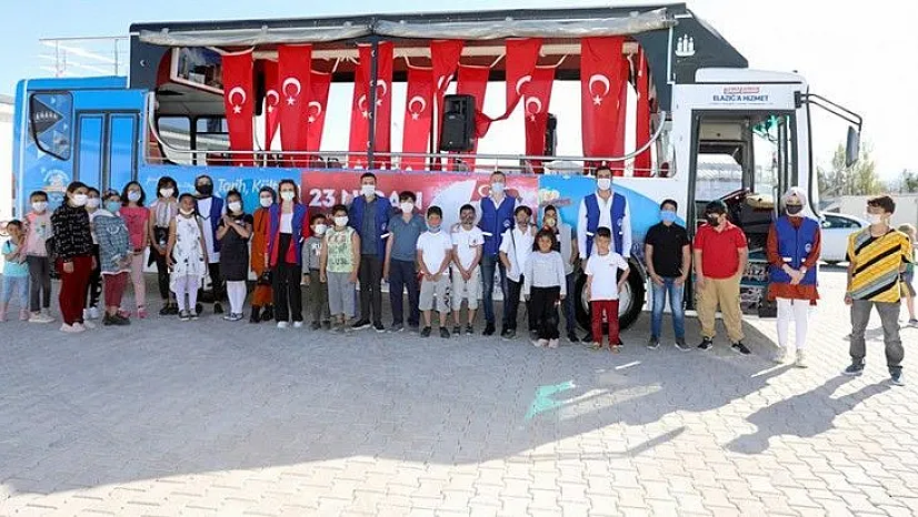 Gençlik Meclisinden miniklere özel 23 Nisan kutlaması