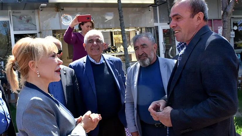 'Hak ettiğiniz yere geleceksiniz, sizi destekleyeceğiz'