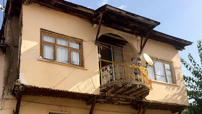 Hozat'taki tarihi evler tescilleniyor