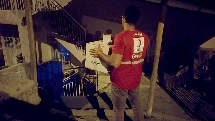 İhtiyaç sahiplerine yardım