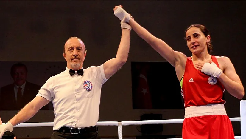 Milli boksör Gizem Özer'in teyzesi, depremde yaşamını yitirdi