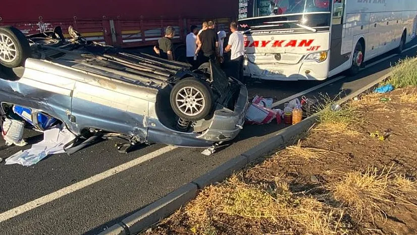 Otobüsün önüne kırdı, takla atarak sürüklendi