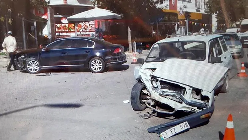 Sürsürü Mahallesi'nde trafik kazası