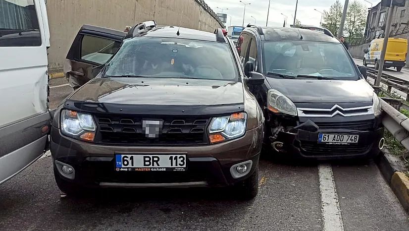 Trabzon'da 25 araç birbirine girdi