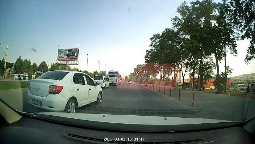 Trafik canavarı kameraya yakalandı